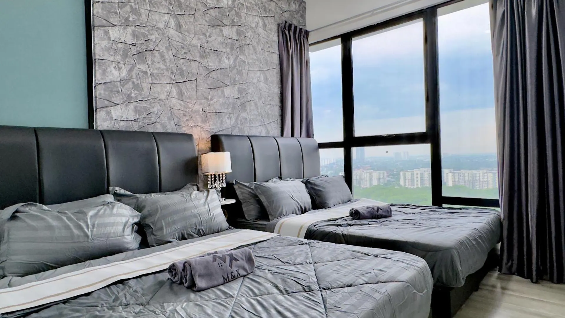 Aparthotel Midvalley Southkey Mosaic 6-9Pax Netflix-Smarttv70Inch Johor Bahru Malesia