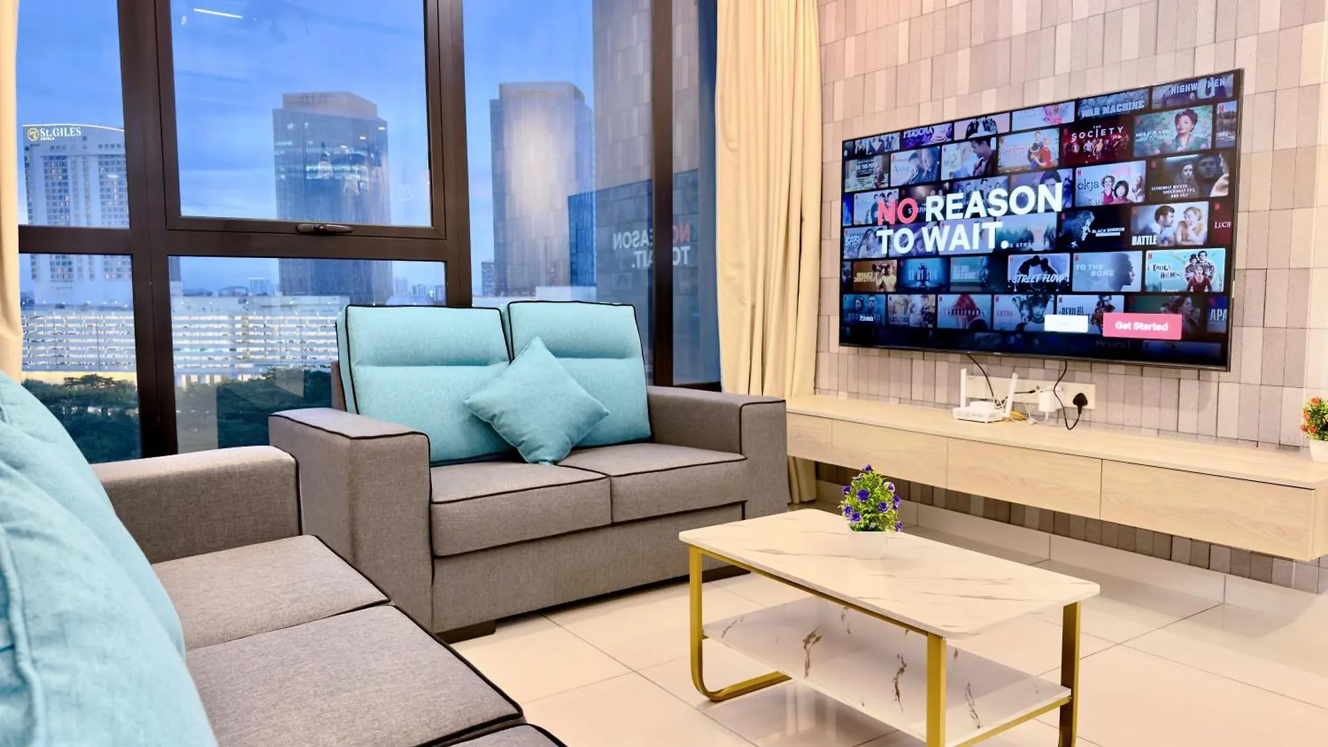 Midvalley Southkey Mosaic 6-9Pax Netflix-Smarttv70Inch Johor Bahru
