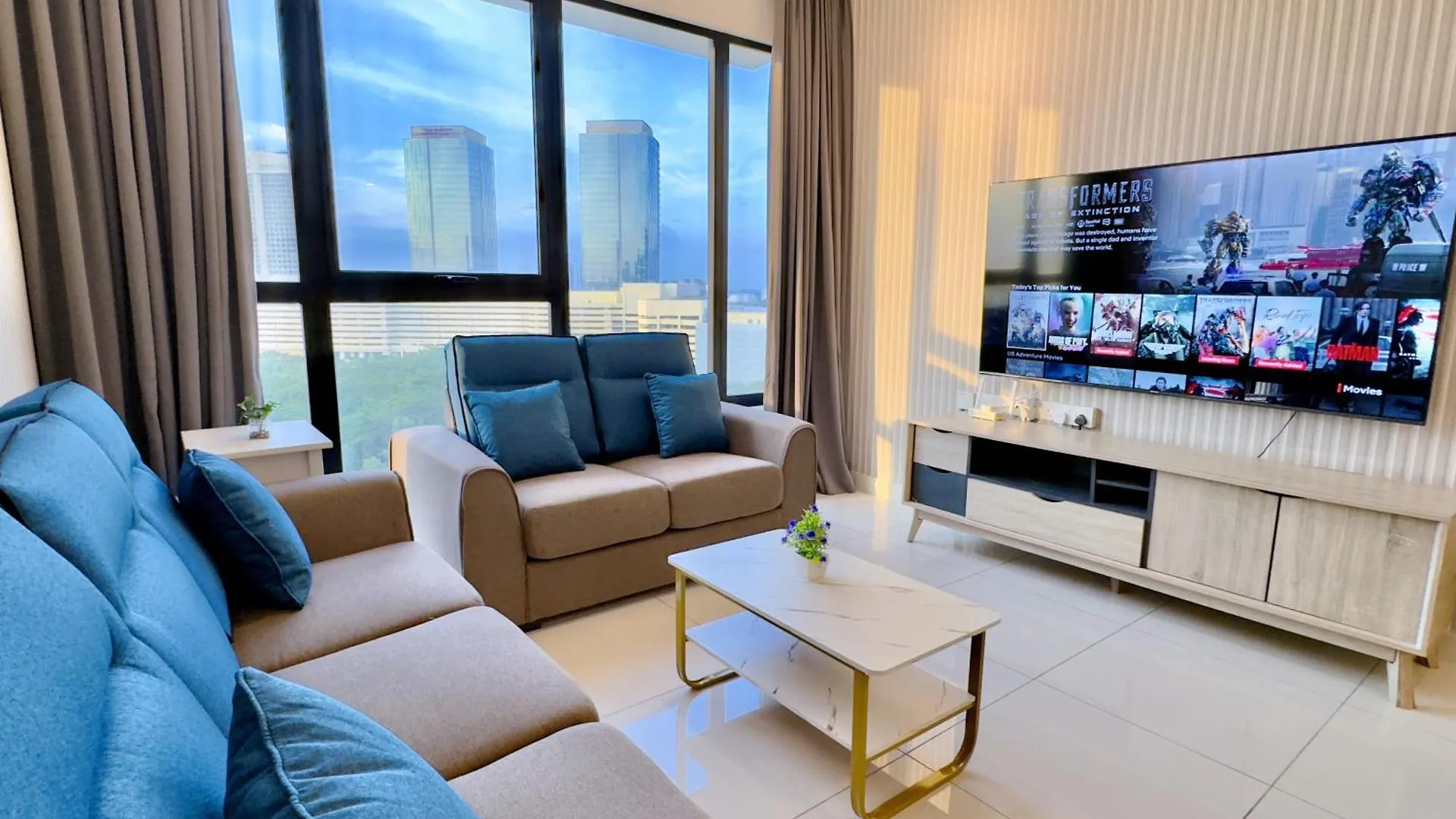 Aparthotel Midvalley Southkey Mosaic 6-9Pax Netflix-Smarttv70Inch Johor Bahru Malesia
