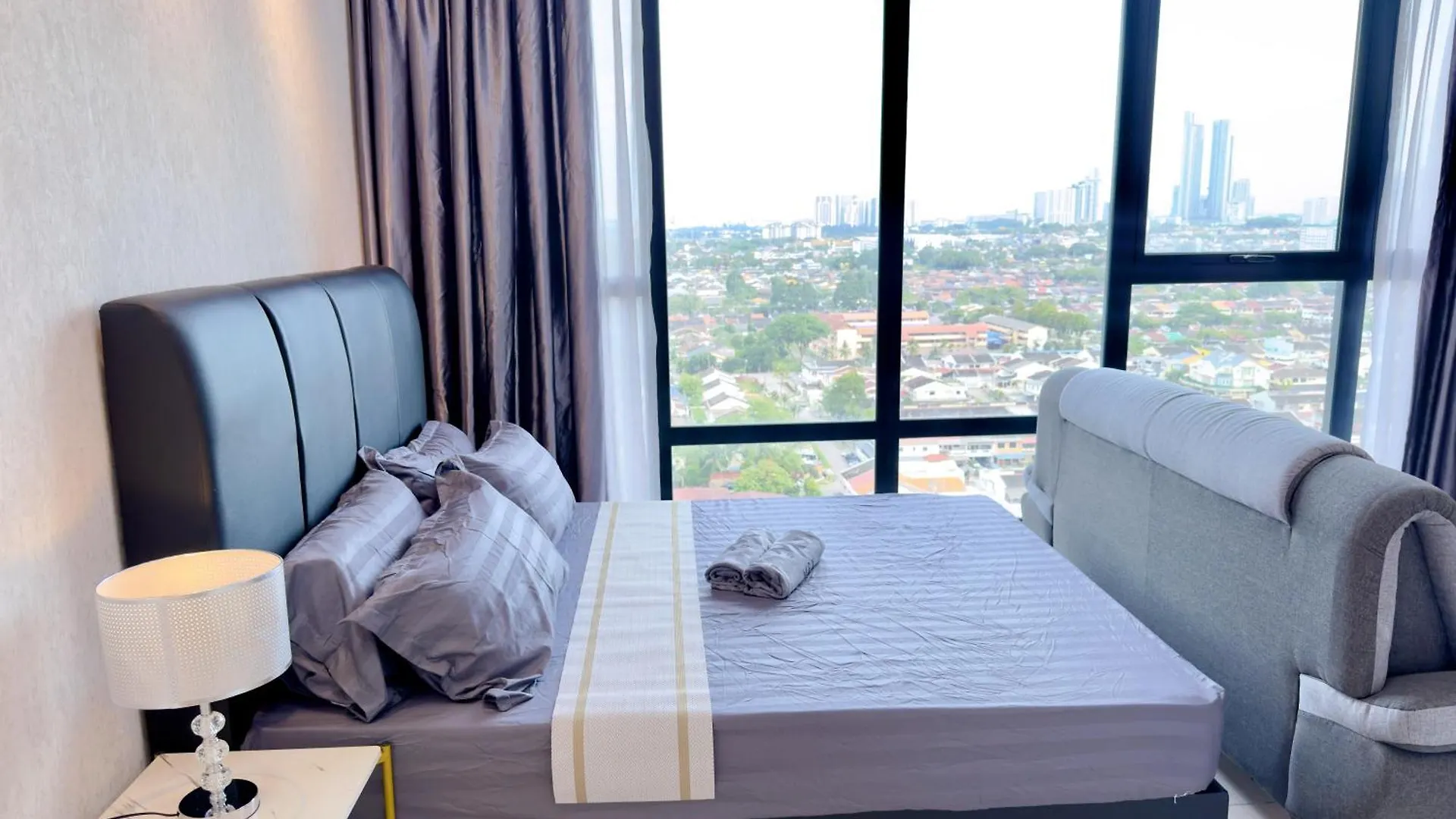 Midvalley Southkey Mosaic 6-9Pax Netflix-Smarttv70Inch Johor Bahru