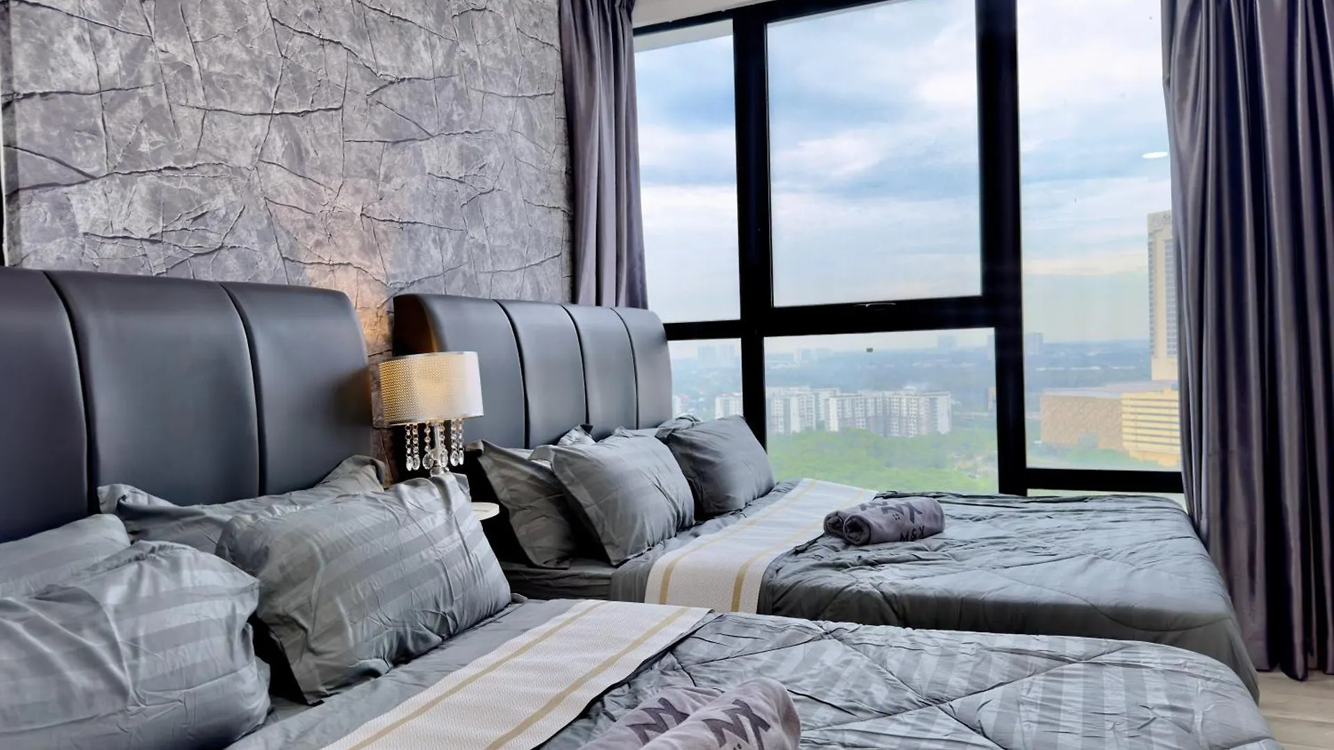 Lejlighedshotel Midvalley Southkey Mosaic 6-9Pax Netflix-Smarttv70Inch Johor Bahru