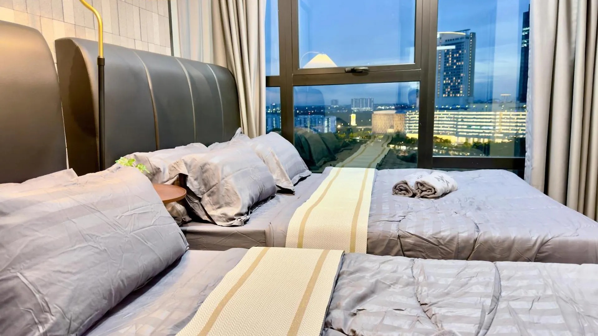 Lejlighedshotel Midvalley Southkey Mosaic 6-9Pax Netflix-Smarttv70Inch Johor Bahru