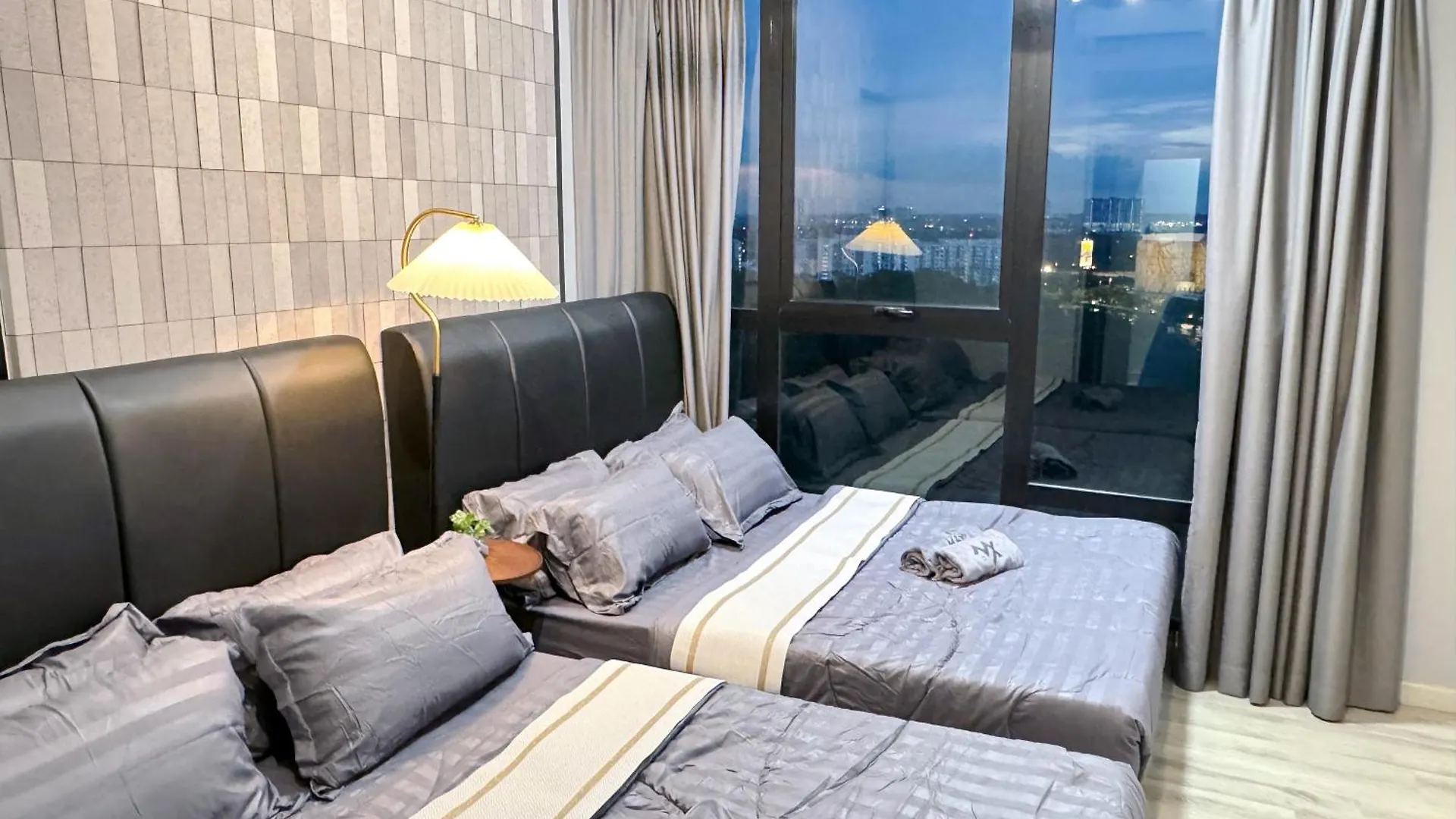 Midvalley Southkey Mosaic 6-9Pax Netflix-Smarttv70Inch Johor Bahru Lejlighedshotel