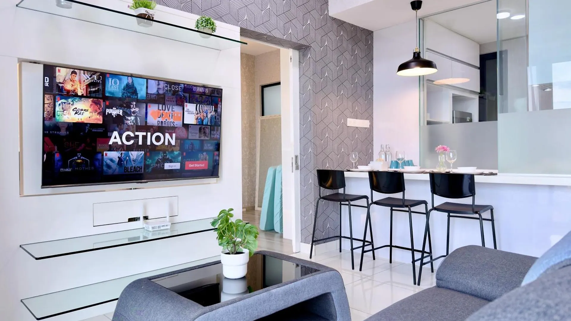 Midvalley Southkey Mosaic 6-9Pax Netflix-Smarttv70Inch Johor Bahru Malaysia