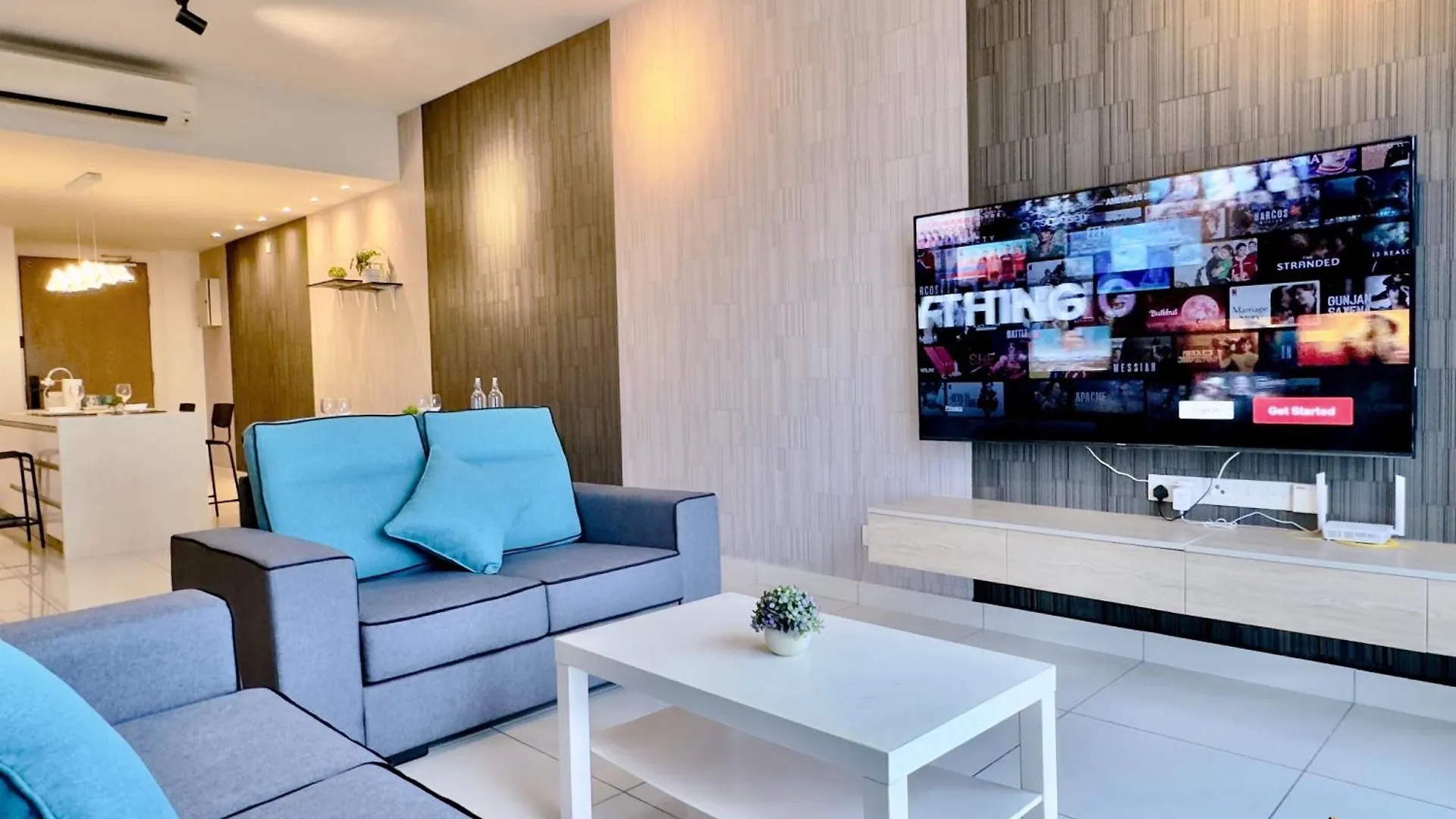 Midvalley Southkey Mosaic 6-9Pax Netflix-Smarttv70Inch Johor Bahru